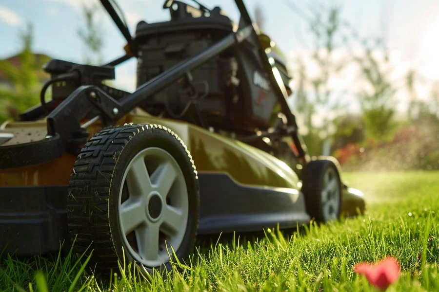 battery operated self propelled lawn mowers